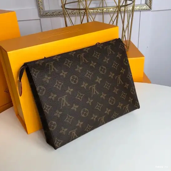 TOILETRY 26 Louis POUCH Vuitton 0514